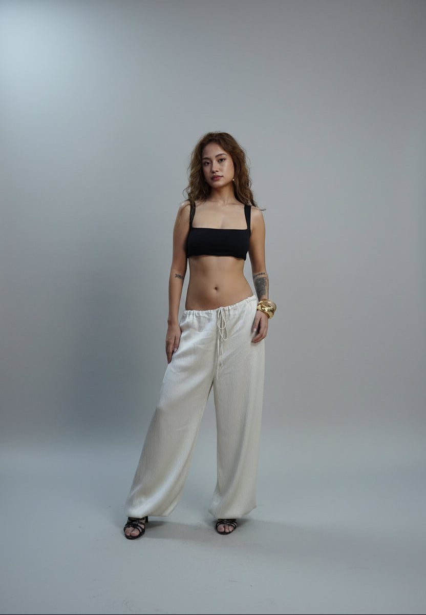The LUNE pants
