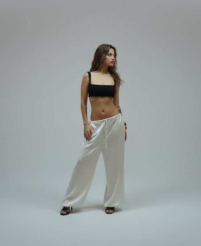 The LUNE pants